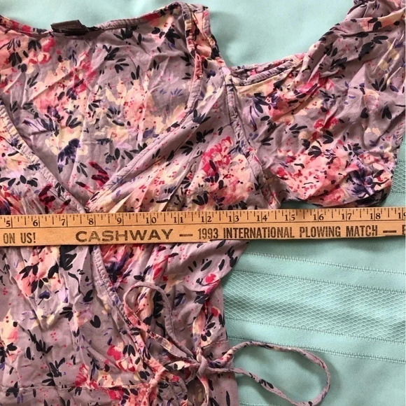 Floral  Print Cold Shoulder Wrap Dress - Picture 5 of 10